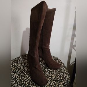 Nine West mid length leg brown suede boots
